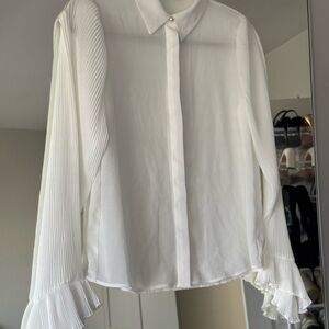 White Flowy Blouse with Flutted sleeves